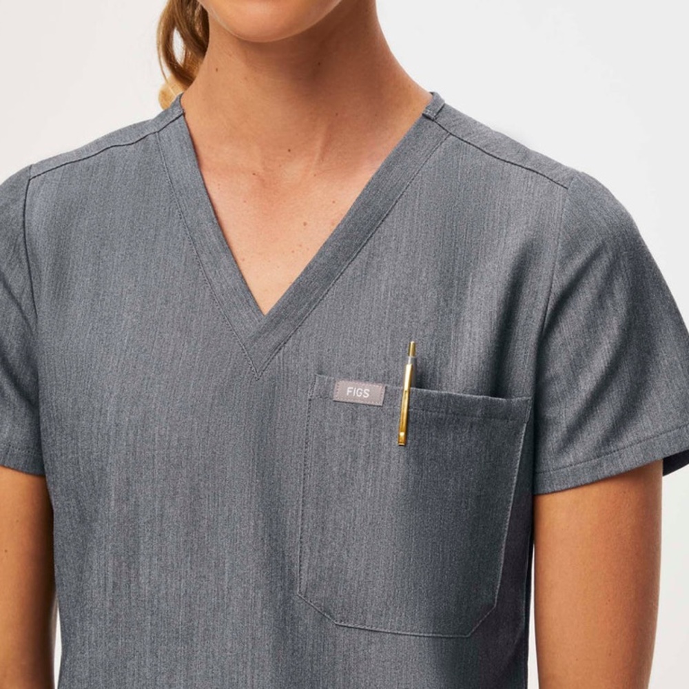 FIGS Catarina One-Pocket Scrub Top™ small - Gray Graphite - Picture 4 of 14